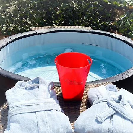 Plein Ciel Et Son Jacuzzi Privatif Luxe tent *