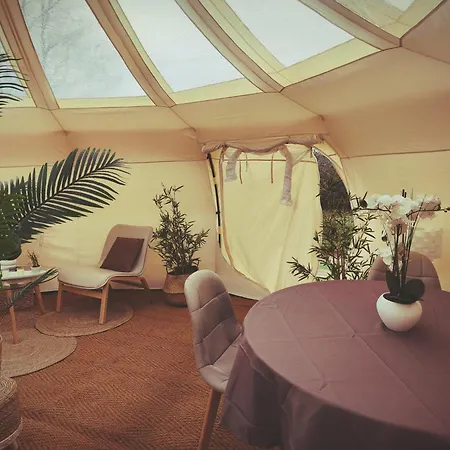 Plein Ciel Et Son Jacuzzi Privatif * Lapalisse