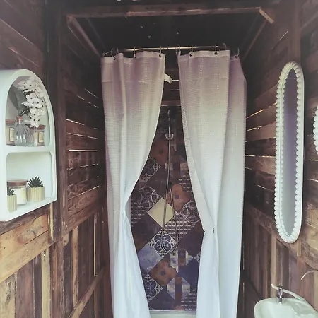 Роскошный шатер Plein Ciel Et Son Jacuzzi Privatif Лапалисс